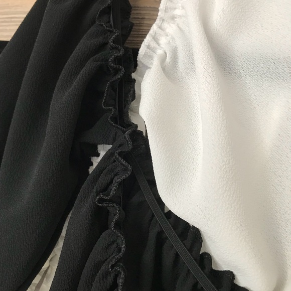 LAST 1 ✨FLORENCE Short Sleeve Off Shoulder Top - Picture 5 of 6